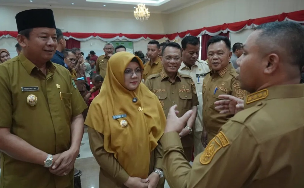 Bupati Afni Minta Peran Aktif Dunia Usaha Membangun Jalan dan Lingkungan Sosial